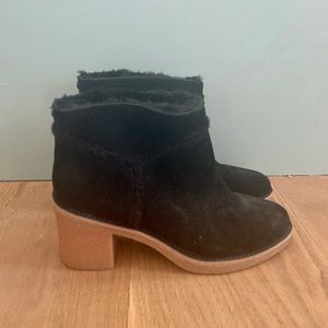 Ugh booties black suede 7.5 nwob